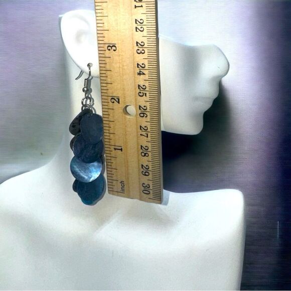 Vintage l Seashell Dangle Earrings l 3” l Blue/Orange l Hook l EUC - Picture 8 of 12